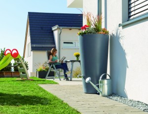 Zbiornik dekoracyjny na deszczówkę 150 L Rainbowl Flower antracyt MPI zbiornik na wodę deszczową 150 l