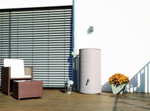 Zbiornik dekoracyjny na deszczówkę 280 L Novara szary MPI zbiornik na wodę deszczową 280 l