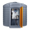 zbiornik-na-paliwo-5000l-swimer-fudps-exclusive-widok-przodu-z-otwarta-szafa