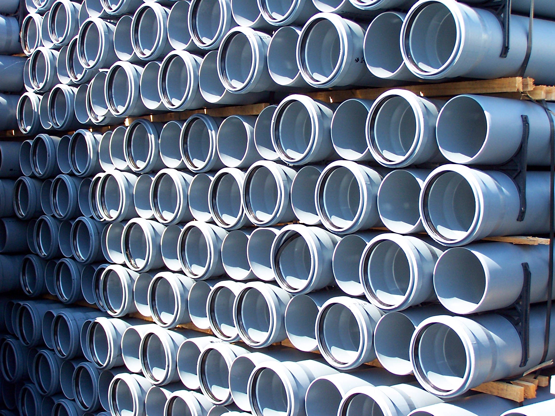 kanalizacja, ścieki, rura, pvc, pp, kolano, trójnik, korek, zaślepka, redukcja, czyszczak, traper, zasuwa burzowa, instalacja, odprowadzanie, budowa, infrastruktura, środowisko, sanitariat, system, rynny, deszczówka, odpływ, rurociąg, studzienka, hydraulika, kanalizacja wewnętrzna, Aquer, Leo Minor, InstalPlast, Wavin, Plastimex, Plastmetix, PipeLife, Drew Plast, Armakan, Kan-Plast, Aliaxis